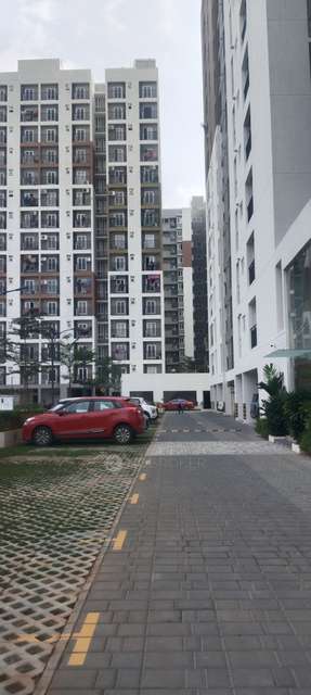 2 BHK Flat In Navins Maple Tower For Sale  In Vengaivasal