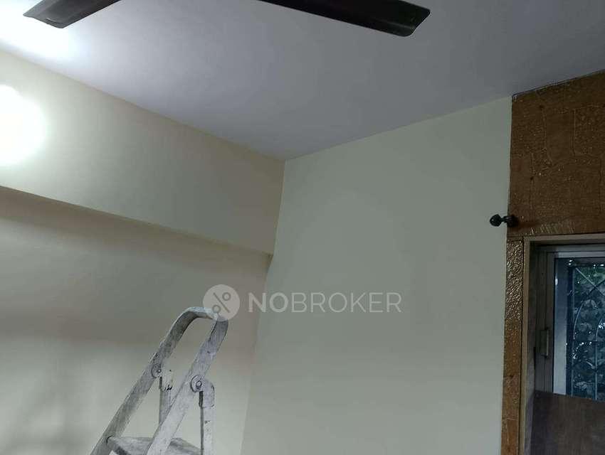 1 BHK Flat In Vallabh Apartments, Goregaon West for Rent  In Goregaon West