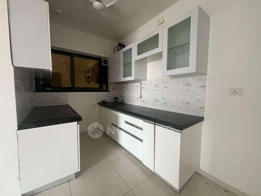 3 BHK Flat In Amanora Gold Towers for Rent  In  Amanora Park Town