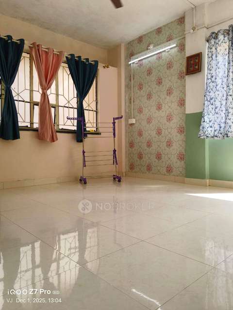 Shared Room for Female In 2 BHK  In Navchaitanya Co Operative Housing Society  In Pimpri-chinchwad