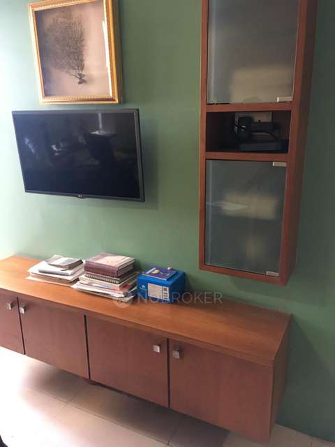 Office Space in Marine Lines, Mumbai for sale 