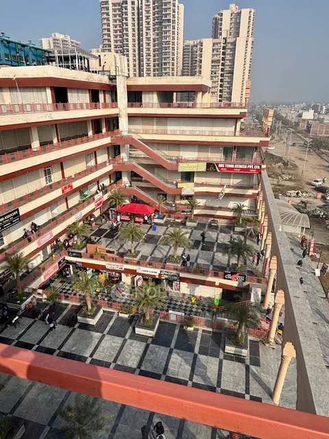 Shop in Lord Krishna Mart, Greater_noida for sale 