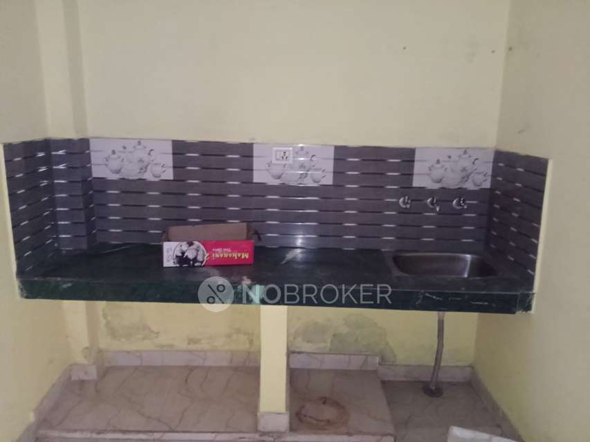 2 BHK Flat In Swastik Apartment, Sangam Vihar, Sangam Vihar for Rent  In Sangam Vihar