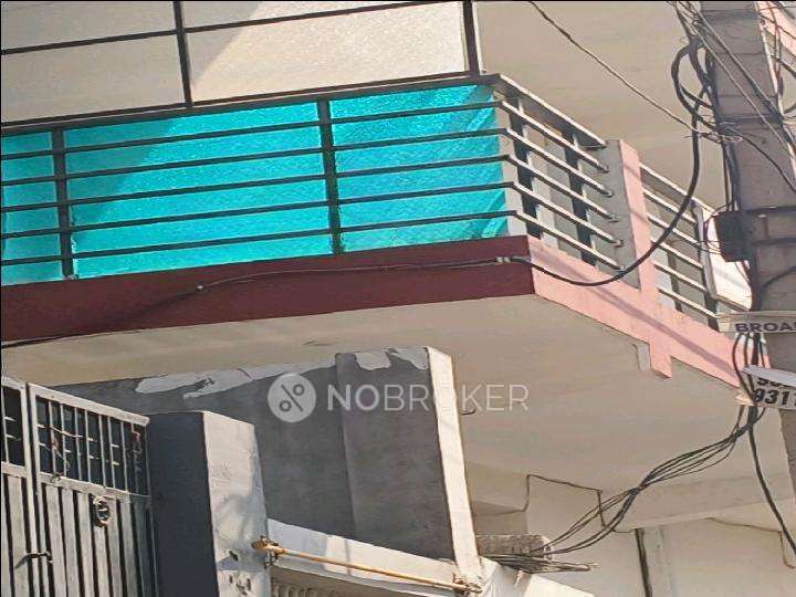 4+ BHK Flat In Standlone Building for Rent  In Noorpur