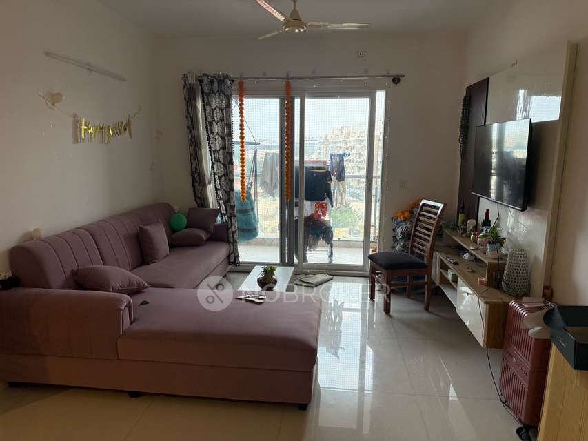 Single Room for Female In 3 BHK  In Durga Petals In Marathalli