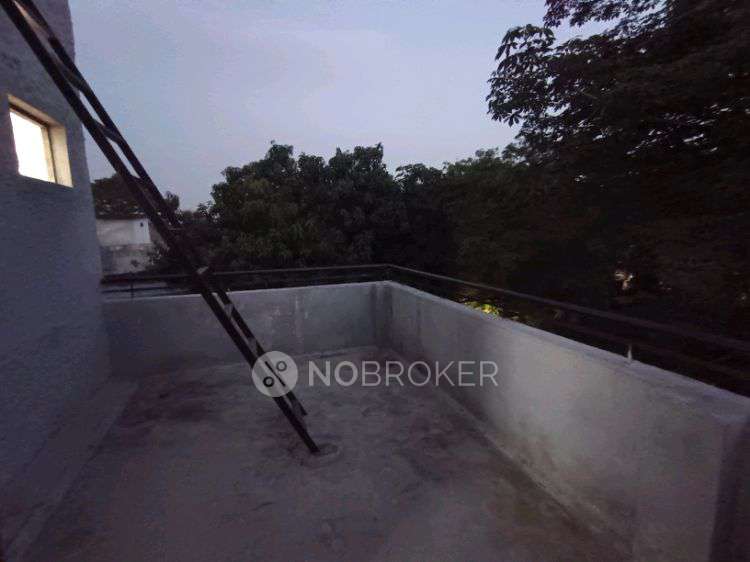 3 BHK Flat In Janakpuri for Rent  In Janakpuri