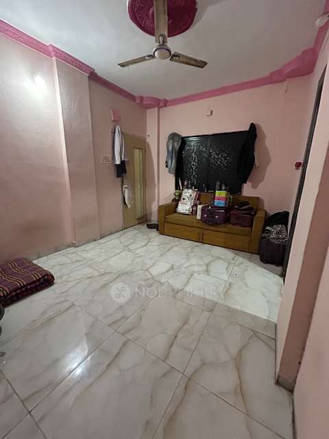 Shared Room for Female In 1 BHK  In Gurukrupa Society In Keshav Nagar