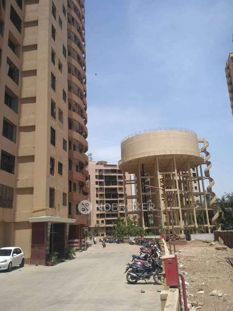 Shared Room for Male In 2 BHK  In Asiotic Chs In Airoli