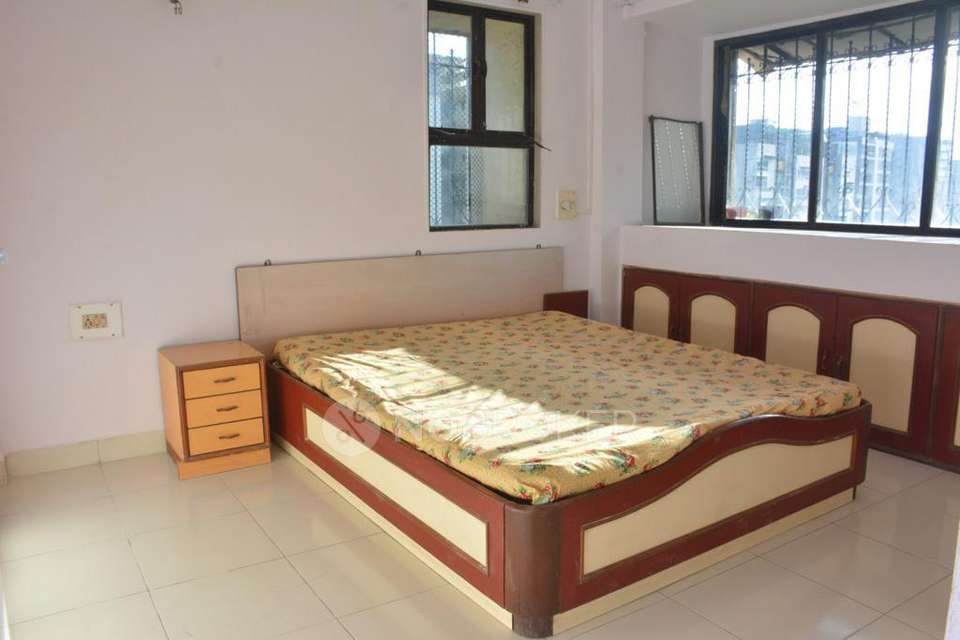 2 BHK Flat In Gurudev Chs Chembur Naka For Sale  In Chembur Naka