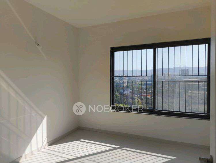 2 BHK Flat In Kumar Palm Spring Towers for Rent  In Undri