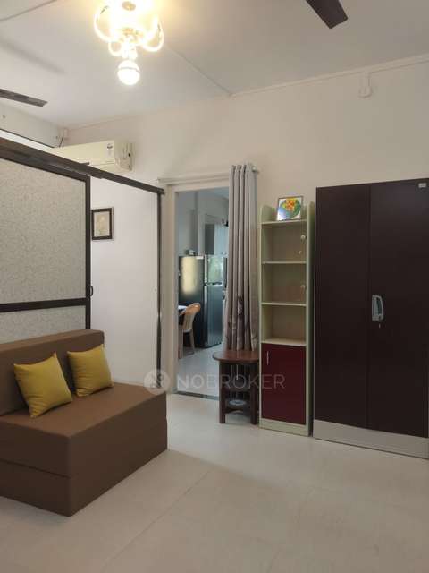 1 BHK Flat In Padmadeep Udita Chs for Rent  In Mogul Lane Alm