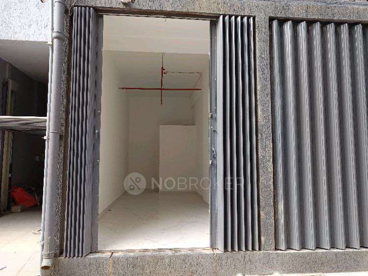 Shop in  Kandivali West, Mumbai for sale 