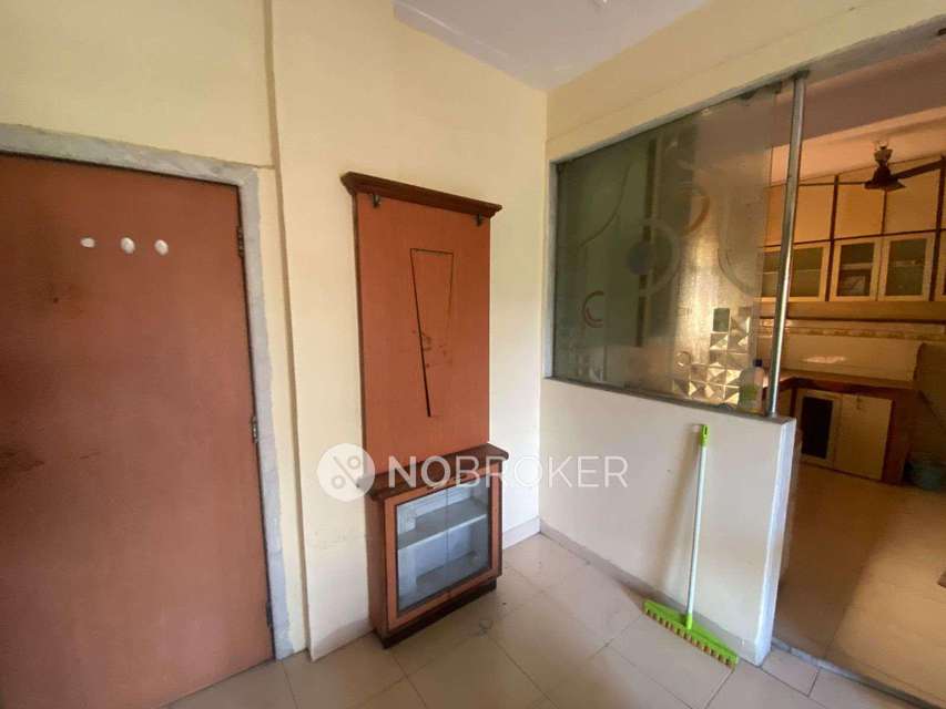 2 BHK Flat In Triveni Darshan Co Op Hsg.society Ltd &#40; No Lift &#41; For Sale  In Nerul