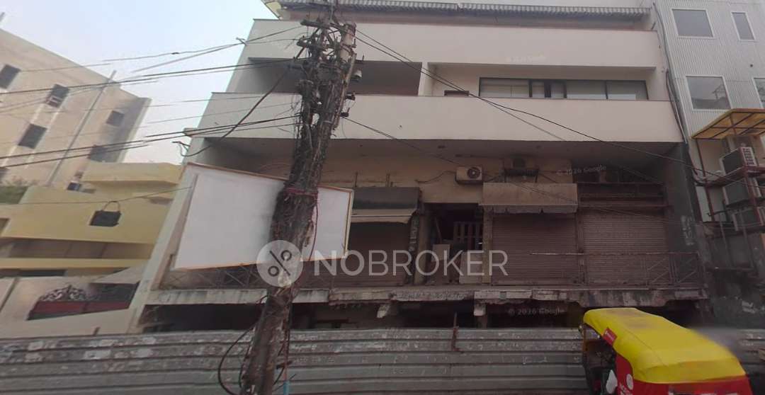 Shop in South Extension I, Delhi for Rent 