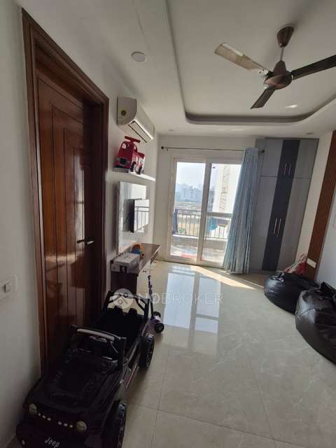 4 BHK Flat In Ansal Versalia for Rent  In Sector 67