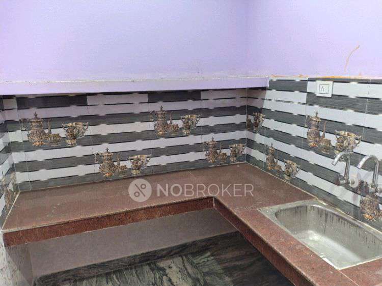 1 RK House for Rent  In Trilokpuri
