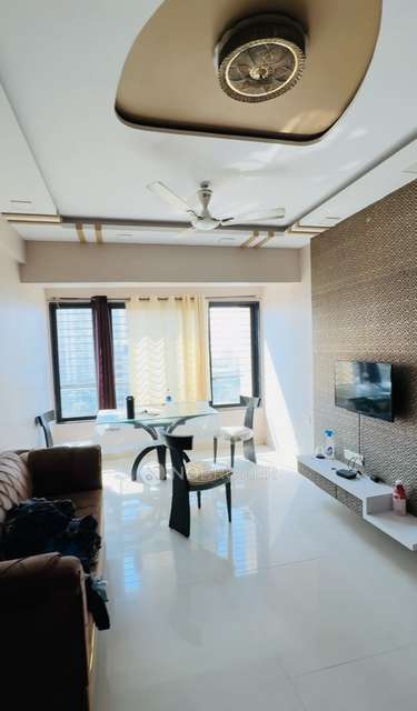 Shared Room for Male In 2 BHK  In Arham Tower In Chinchpokli