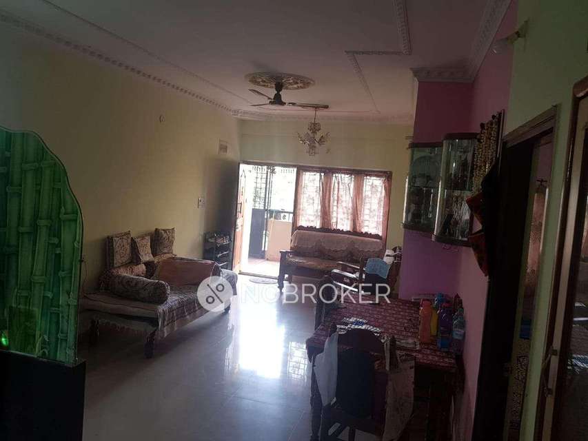 4+ BHK Flat In Standalone Building  For Sale  In Srinivaspura