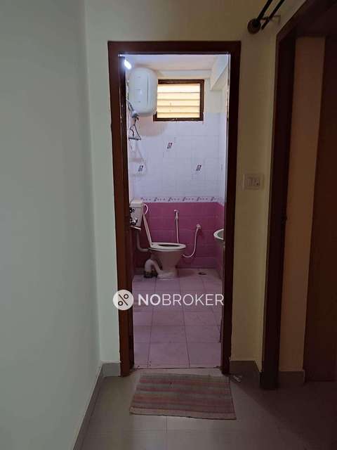 2 BHK Flat In Pavani Priya For Sale  In Brookefield