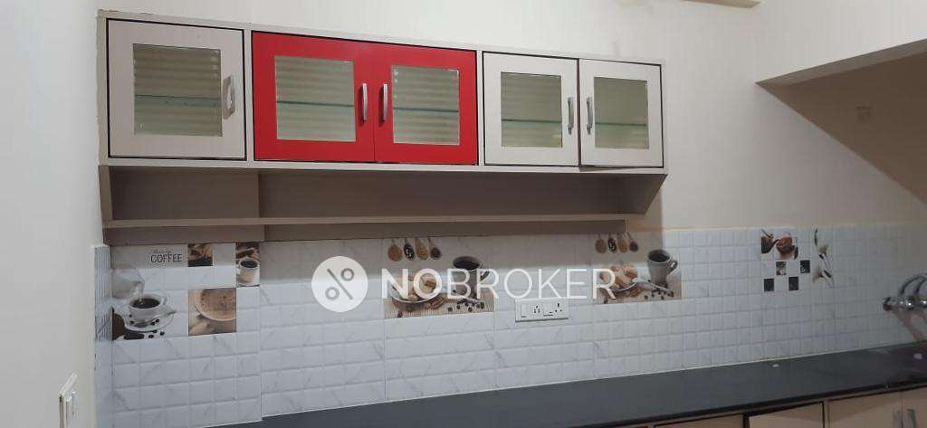 2 BHK Flat In Saritha Ambience Apartment For Sale  In Marathahalli