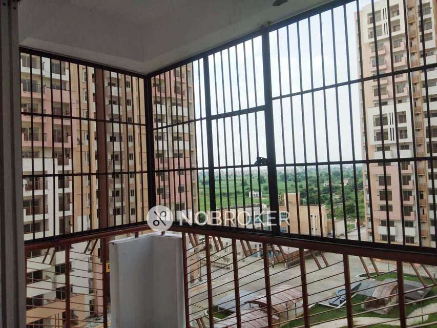 3 BHK Flat In White Oak For Sale  In Morta