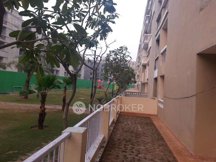 3 BHK Flat In Eldeco Mystic Green for Rent  In Eldeco Mystic Greens Greater Noida