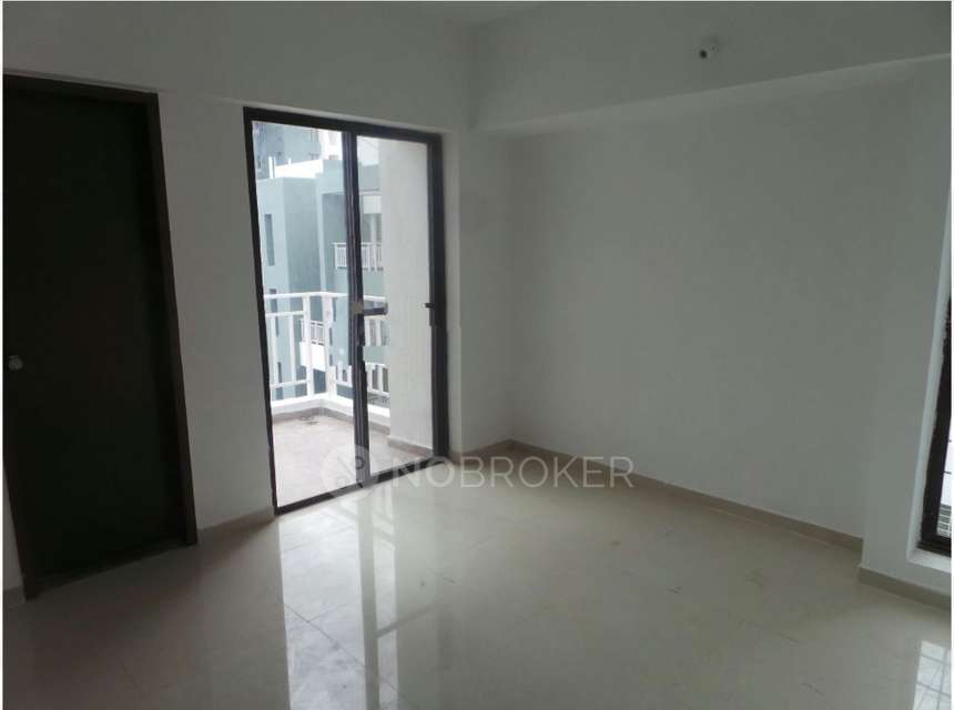 2 BHK Flat In Palm Atlantis For Sale  In Wagholi