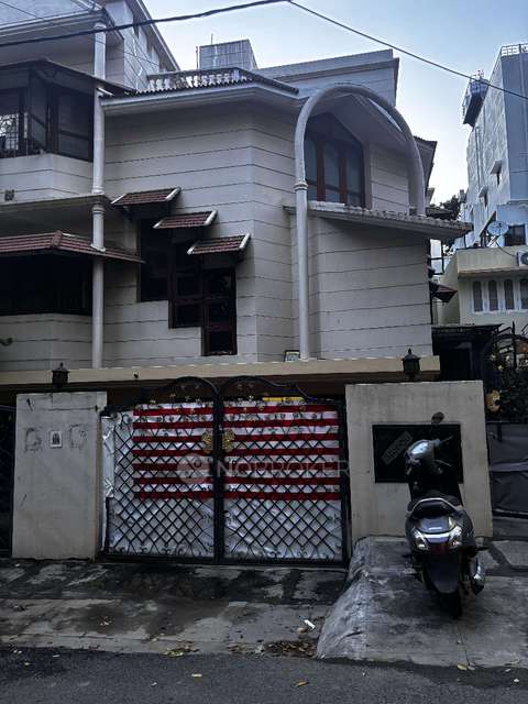 PG for Girls in Vijayanagar