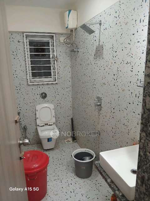 2 BHK Flat In Jaijaywanti Co Op Hsg Society Nehru Nagar Kurla East For Sale  In 35, ***** Nagar Police Station Road