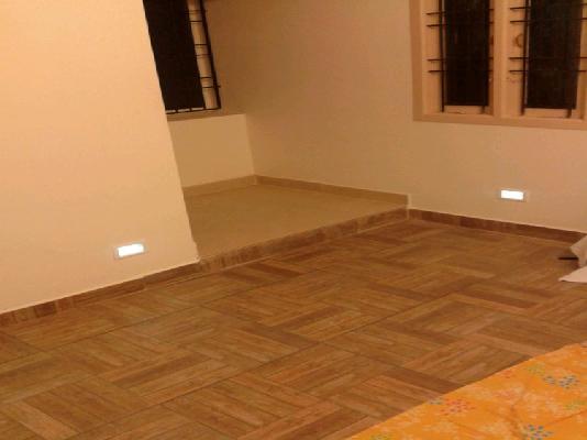 2 BHK Flat In Sai Saran Flats for Lease  In Selaiyur