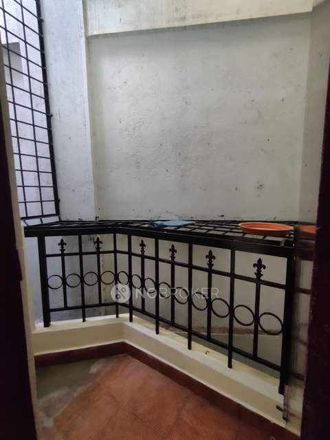 2 BHK Flat In Shakthi Castle For Sale  In C V Raman Nagar
