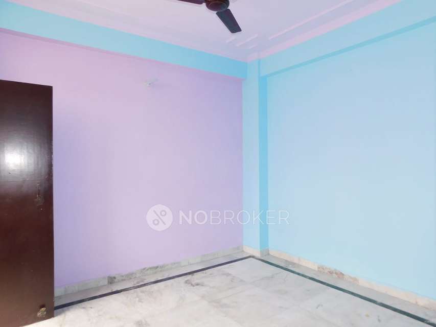 2 BHK Flat In Sps-2: Appartments for Rent  In Sahibabad