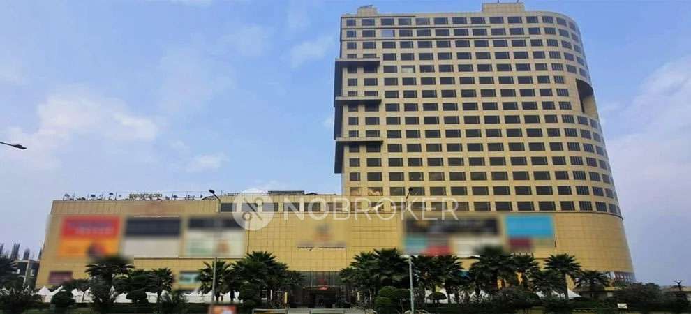 Commercial Property in Sector 32, Noida for sale 