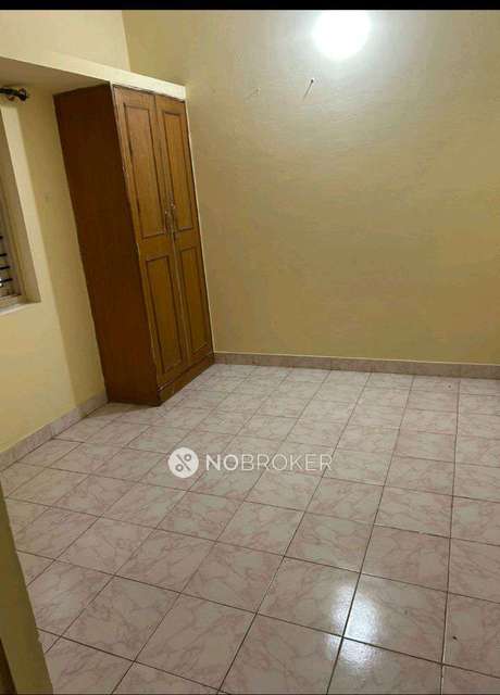 1 RK Flat In Standalone Bilding  for Rent  In Munnekolala