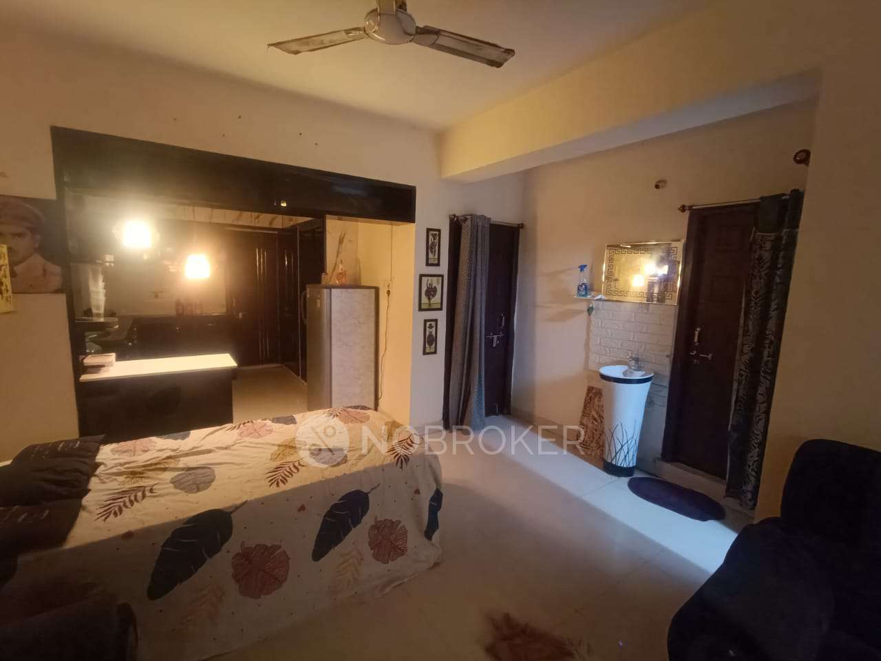 2 BHK Flat In S R  Corner Square  for Rent  In Madhapur