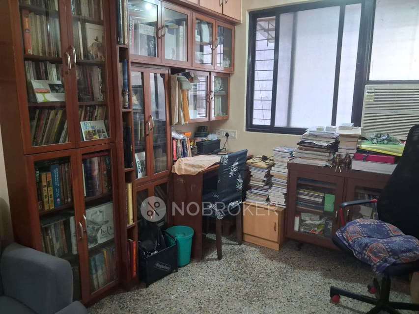 1 BHK Flat In Municipal Sahaniwas Chs For Sale  In Mulund East