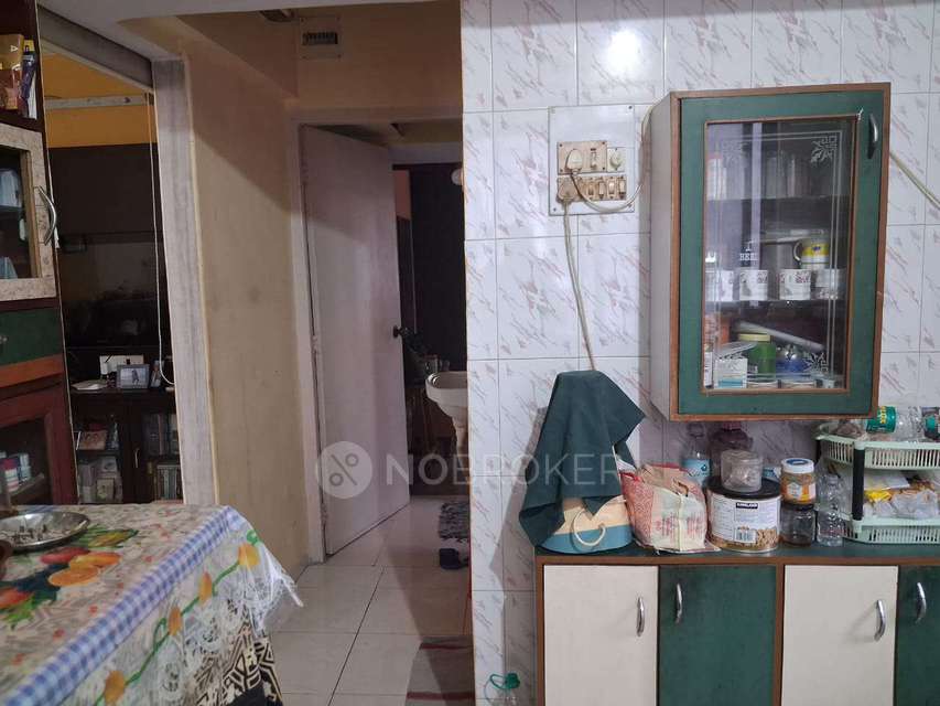 1 BHK Flat In Municipal Sahaniwas Chs For Sale  In Mulund East