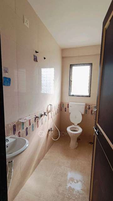 Single Room for Female In 1 BHK  In Nakshatra Apartment, Warje In Warje