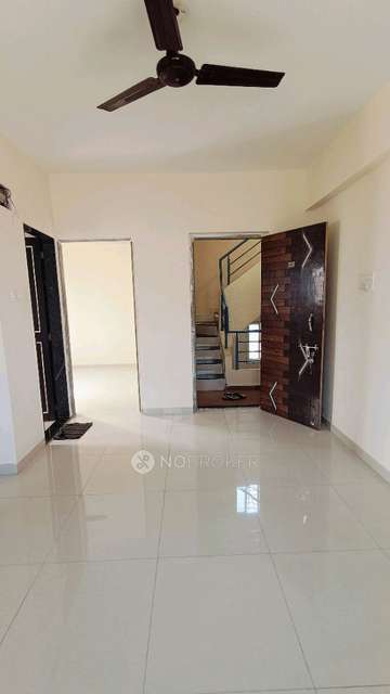 Single Room for Female In 1 BHK  In Nakshatra Apartment, Warje In Warje