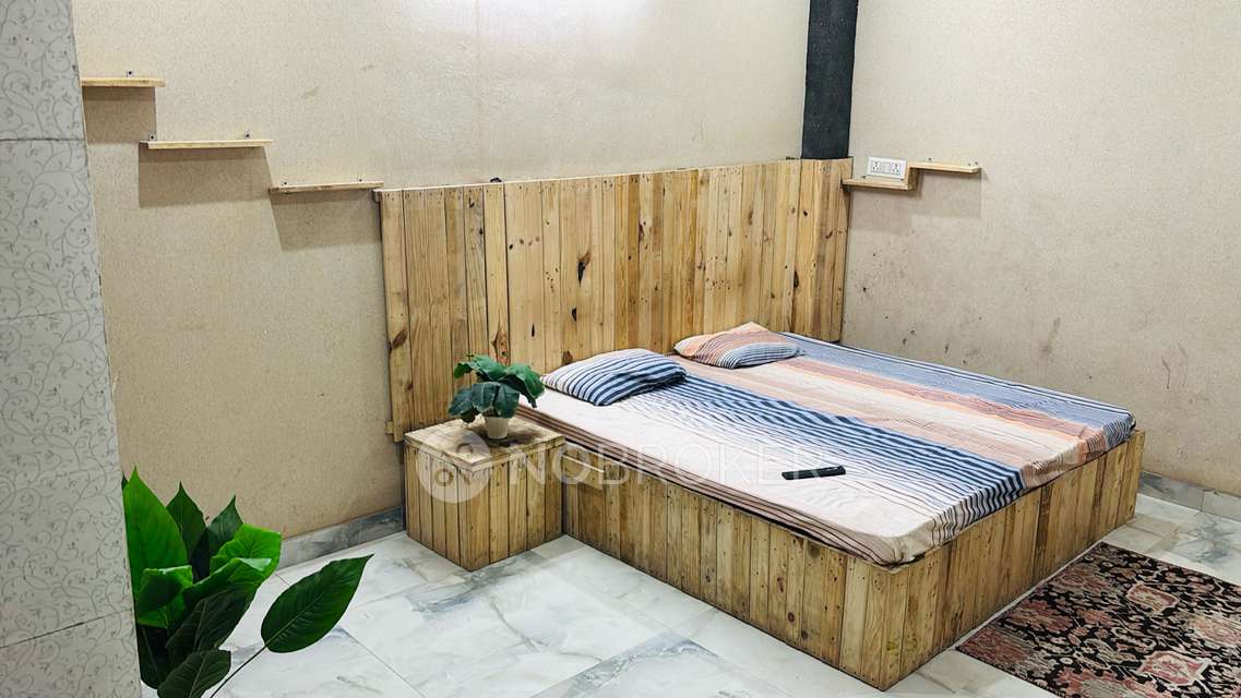 1 RK Flat In Shiv Durga Vihar Faridabad for Rent  In Sector 39