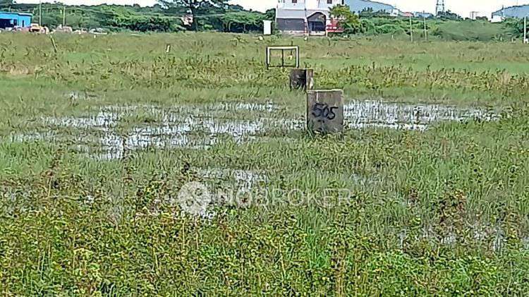 Plot For Sale  In Anakaputhur