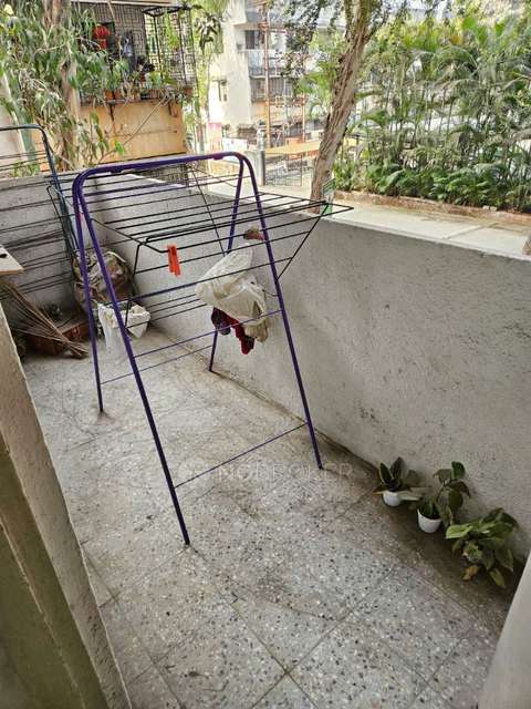 2 BHK Flat In Bandal Complex for Rent  In Kothrud