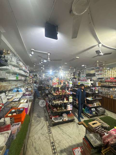 Office Space in Gtb Nagar Metro Station, Delhi for sale 