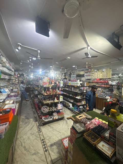 Office Space in Gtb Nagar Metro Station, Delhi for sale 