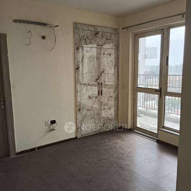 3 BHK Flat In Imperia Esfera for Rent  In Sector 37-c