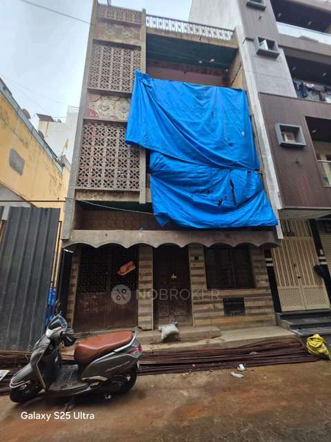 Plot For Sale  In Cubbonpete, Nagarathpete