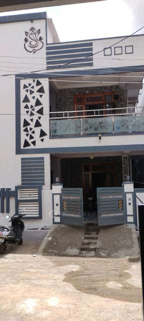 2 BHK House for Rent  In Chakrapuri Colony Public Park