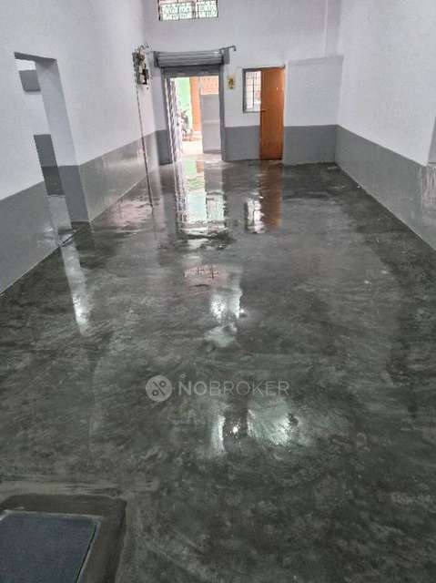 Godown/Warehouse in Seshadripuram College, Bangalore for Rent 