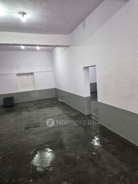 Godown/Warehouse in Seshadripuram College, Bangalore for Rent 