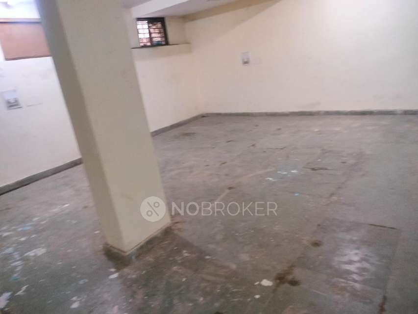 Godown/Warehouse in Mansarover Garden, Delhi for Rent 